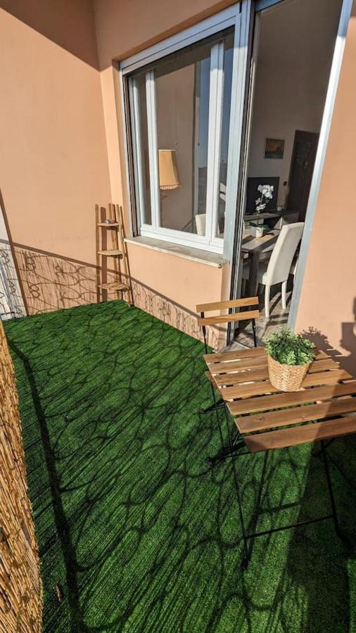 Appartamento La Terrazza Del Re Vercelli Esterno foto